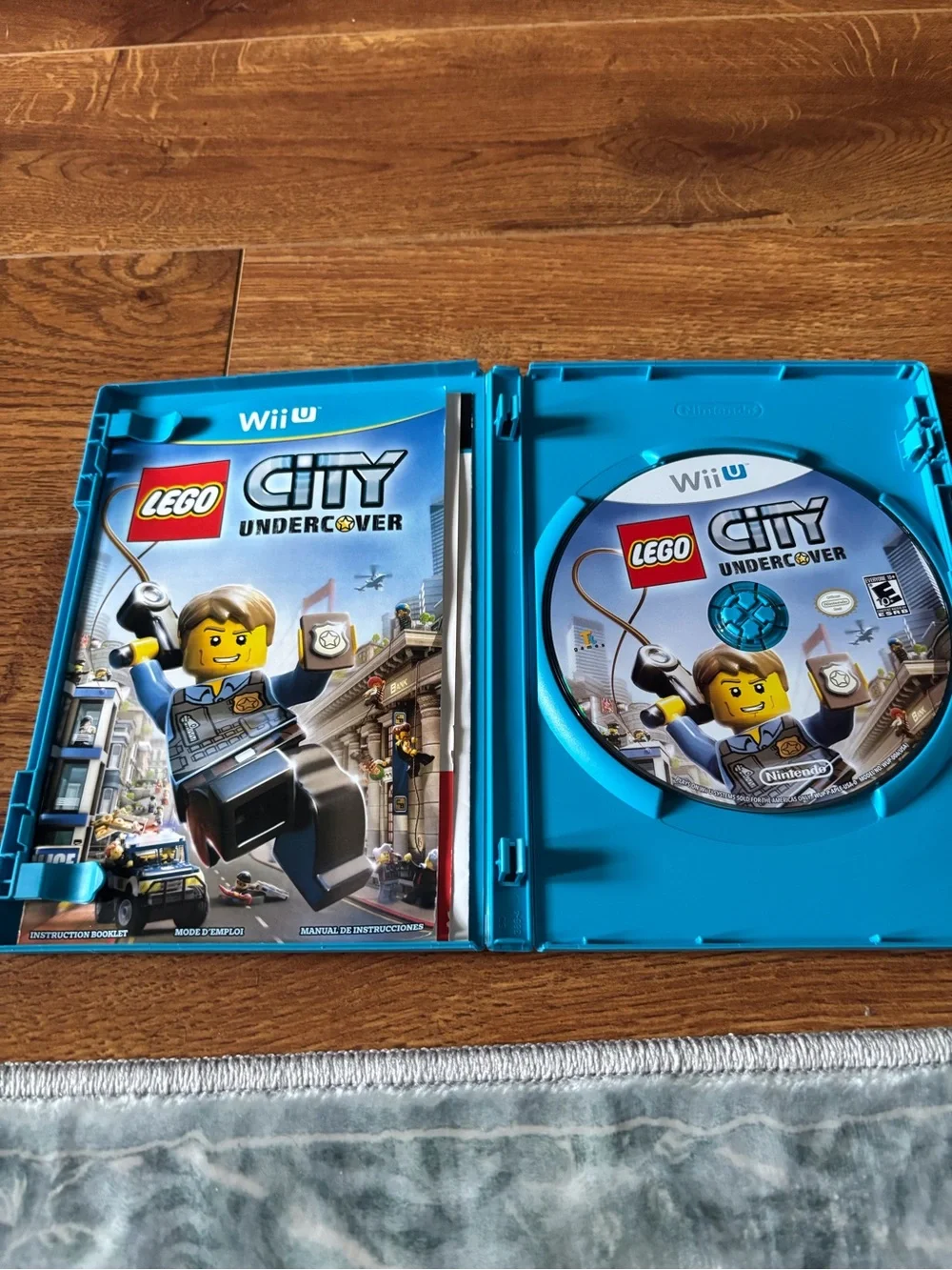 Nintendo Lego City Undercover Wii U video game